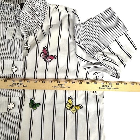 CALEOOA Whimsical Top Button Up Striped Tunic Embroidered Butterflies - Picture 8 of 11
